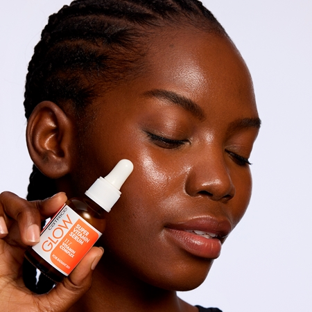 Catrice Glow Super Vitamin rozjasňující sérum s vitamíny