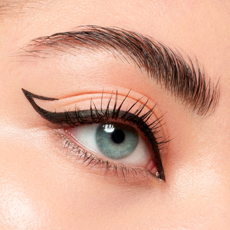 Catrice Calligraph Pro Precise 20h Λάινερ ματιών με πλατιά άκρη με ματ αποτελέσματα
