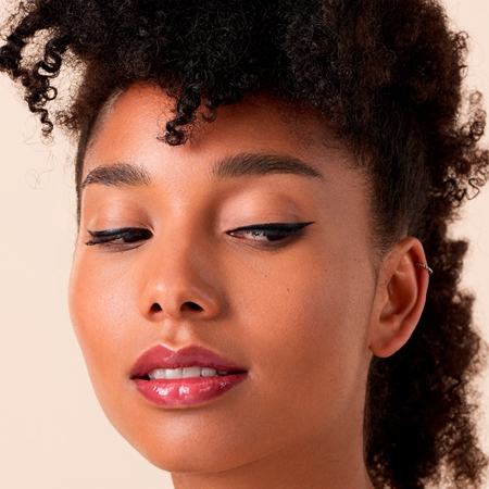 Catrice Calligraph Pro Precise 20h Λάινερ ματιών με πλατιά άκρη με ματ αποτελέσματα