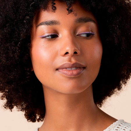 Catrice Pure False Lash Beyond Black řasenka pro efekt umělých řas