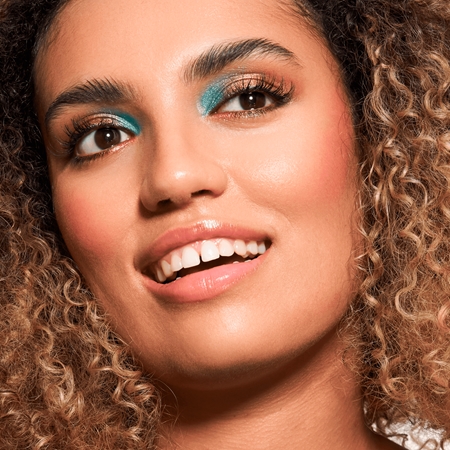 Catrice FAKE IT Volume & False Lash riasenka pre objem a natočenie rias