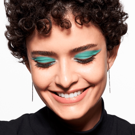 Catrice Shine Bomb Långvarig flytande läppstift