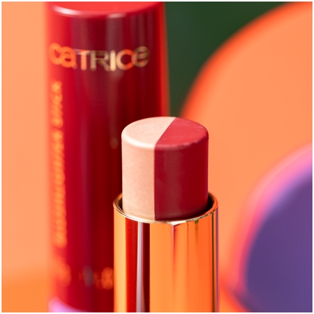 Catrice GENERATION JOY rumenilo s highlighterom u sticku