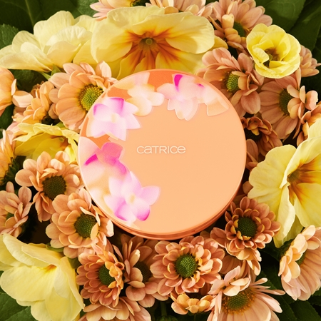 Catrice SEEKING FLOWERS puder za osvetljevanje