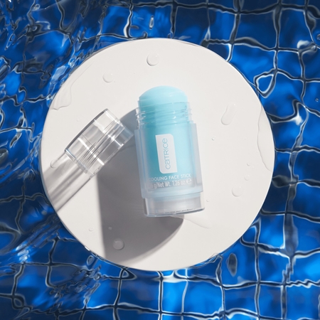 Catrice POOLSIDE OF LIFE hydratační a regenerační tyčinka s chladivým účinkem