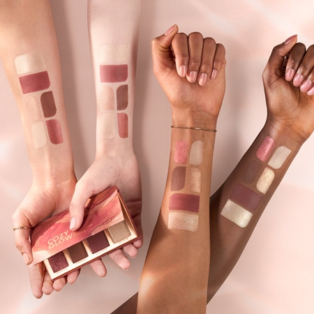 Catrice Cozy Glow paletka na obličej a oči