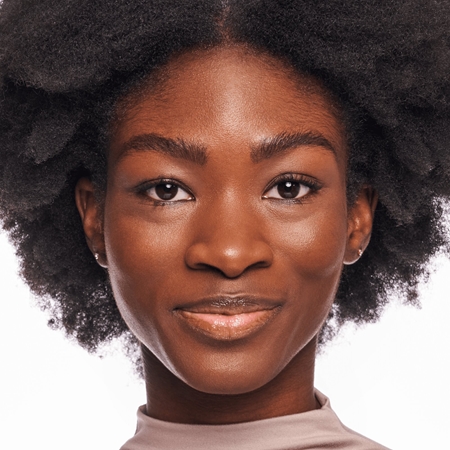 Catrice Invisible Cover Foundation Kattev vedel jumestuskreem mati efektiga