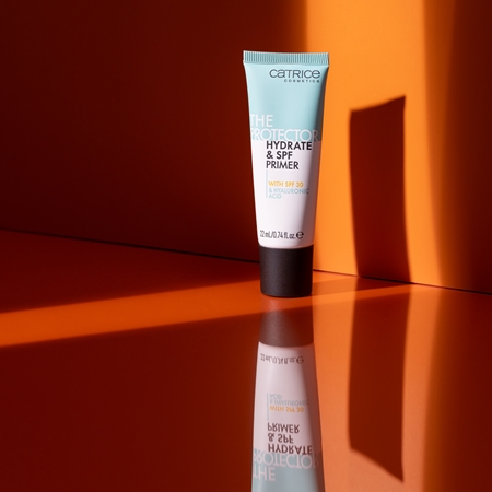 Catrice The Protector hydratační podkladová báze pod make-up SPF 30