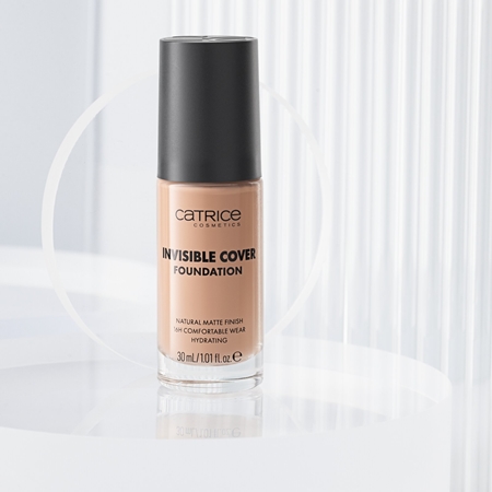 Catrice Invisible Cover Foundation Kattev vedel jumestuskreem mati efektiga