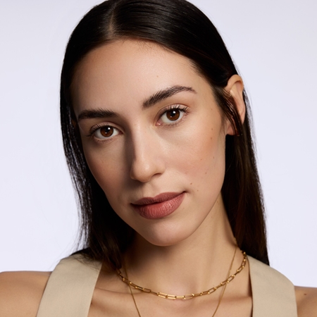 Catrice Creamy Nudes krémová ceruzka na pery