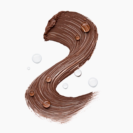 Catrice Glam & Doll Volume Brown rímel à prova d'água para extensão, curvatura e volume