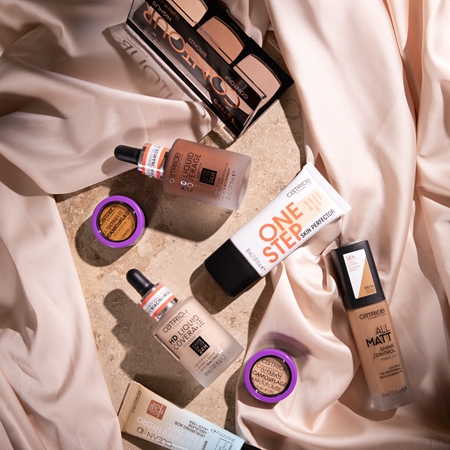 Catrice HD Liquid Coverage Foundation voděodolný tekutý make-up s matným efektem
