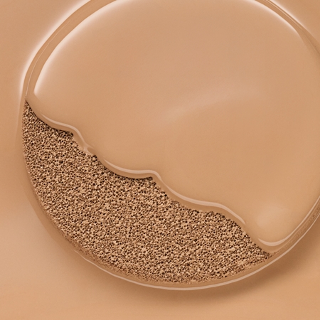 Catrice Invisible Cover Cushion Foundation mattierendes Make up im Schwämmchen SPF 30