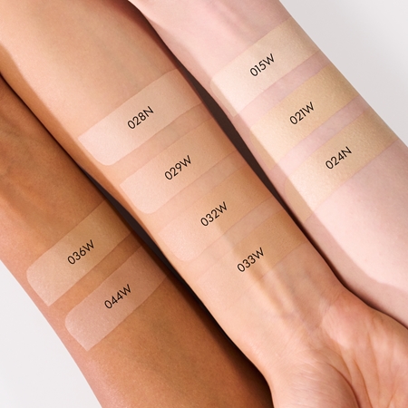 Catrice Invisible Cover Cushion Foundation mattierendes Make up im Schwämmchen SPF 30