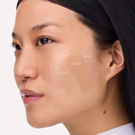 Catrice Invisible Cover Cushion Foundation mattierendes Make up im Schwämmchen SPF 30