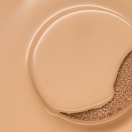 Catrice Invisible Cover Cushion Foundation mattierendes Make up im Schwämmchen SPF 30
