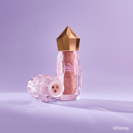 Catrice Disney Alice in Wonderland Loose Eyeshadow with glitter