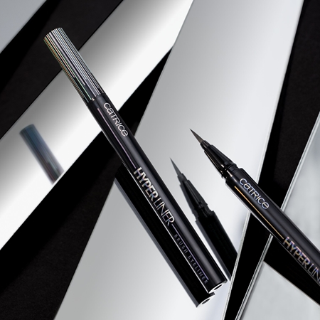 Catrice Hyper Liner Brush Eyeliner Liquid Eyeliner with a Metallic Matte Finish