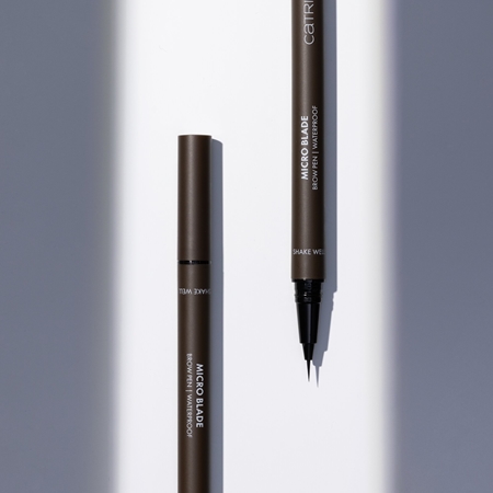 Catrice Micro Blade Brow Pen Waterproof stylo sourcils waterproof