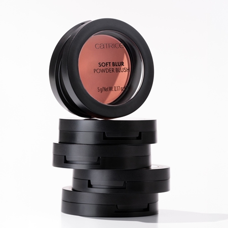Catrice Soft Blur Powder Brush powder blusher with matt effect