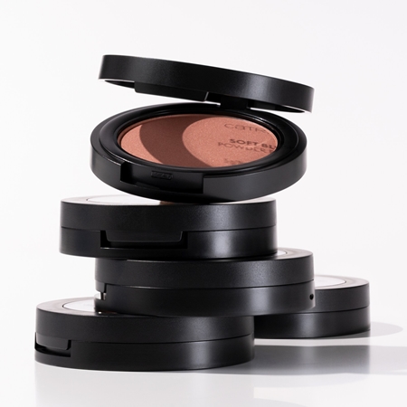 Catrice Soft Blur Powder Brush Powder Blush with matt effect