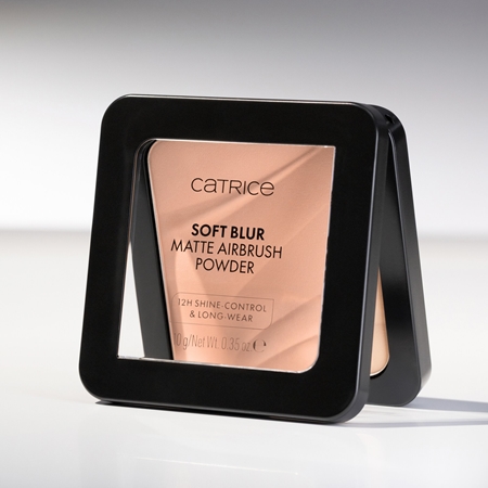 Catrice Soft Blur Matte Airbrush Powder Mattifying Fixing Powder