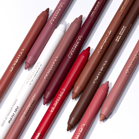 Catrice Gel Glide Long-Lasting Lip Liner huultenrajauskynä antaa mattavaikutelman
