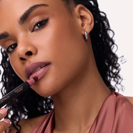 Catrice Blur-Real matita contouring per le labbra