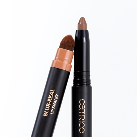 Catrice Blur-Real Contour Lip Pencil with a blurring effect