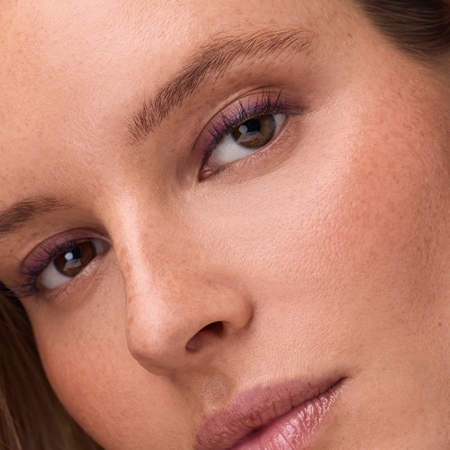 Catrice Velvet Glide αδιάβροχο μολύβι για τα μάτια με ματ αποτελέσματα