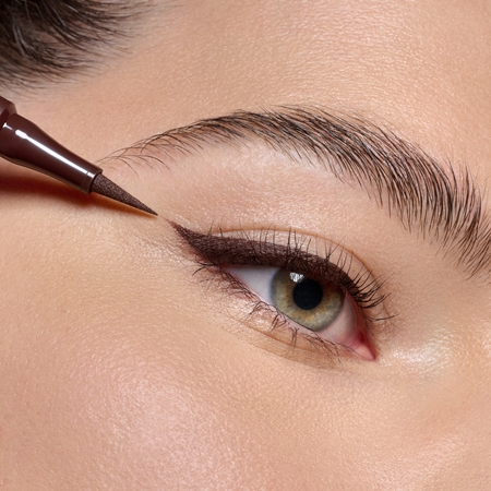 Catrice Calligraph Pro Precise Matt Liner Laia viltotsaga silmalainer veekindel