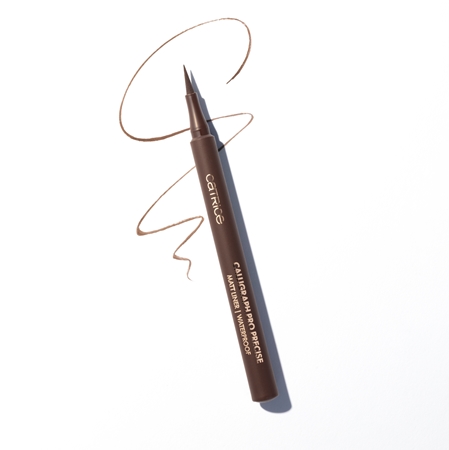 Catrice Calligraph Pro Precise Matt Liner Laia viltotsaga silmalainer veekindel