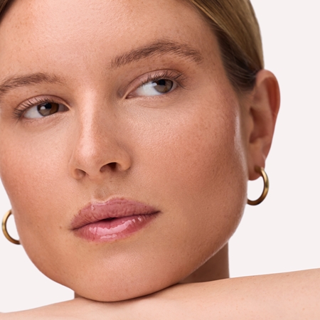Catrice Shine Supreme Έλαιο για τα χείλη με θρεπτικό αποτέλεσμα