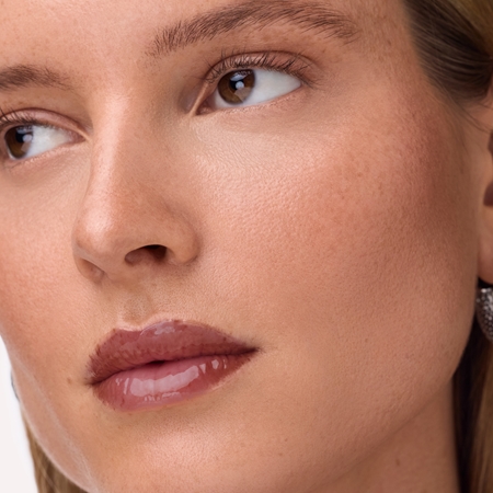Catrice Shine Supreme Έλαιο για τα χείλη με θρεπτικό αποτέλεσμα