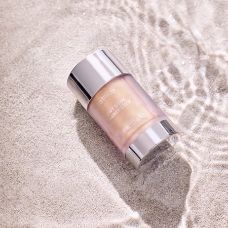 Catrice Seashell Stories highlighter for face and body