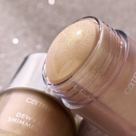 Catrice Seashell Stories highlighter for face and body
