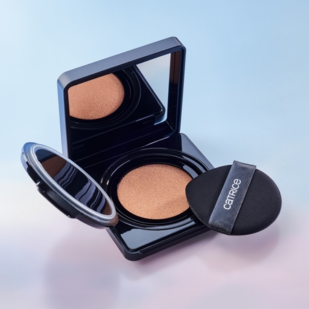 Catrice Invisible Cover Cushion Foundation ματ μεικ απ σε σφουγγαράκι SPF 30