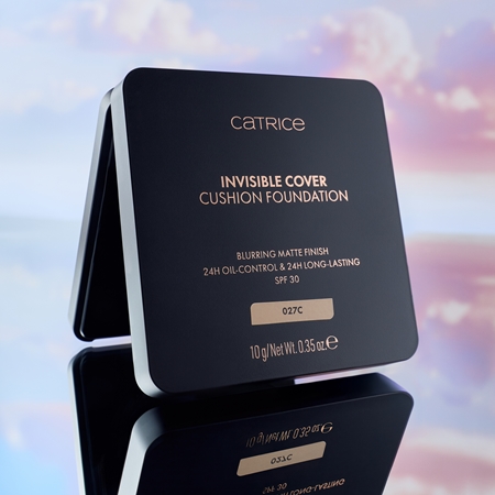 Catrice Invisible Cover Cushion Foundation ματ μεικ απ σε σφουγγαράκι SPF 30