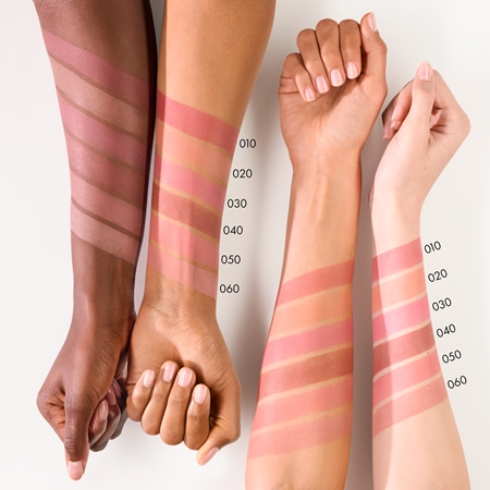 Catrice Velvet Pudding Blurring Blush blush in crema matte