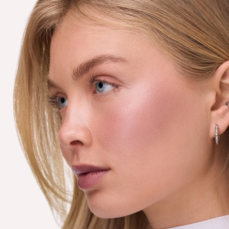 Catrice Colour Flush υγρό ρουζ με αποτέλεσμα λάμψης