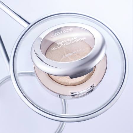 Catrice Soft Glam Mochi illuminante