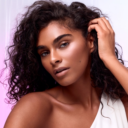 Catrice Soft Glam Mochi highlighter