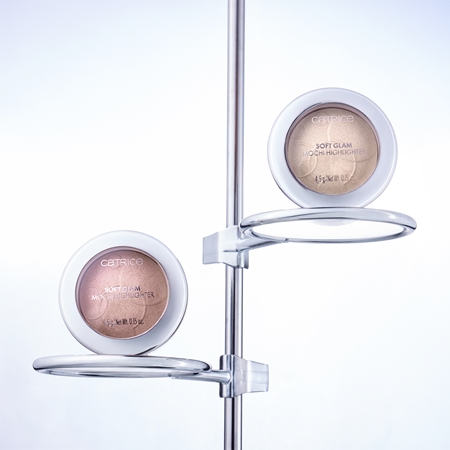 Catrice Soft Glam Mochi highlighter