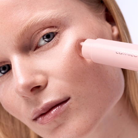 Catrice Dual Touch oboustranný štětec