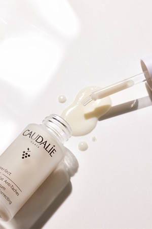 Caudalie Vinoperfect Ansiktsserum f r korrigering av