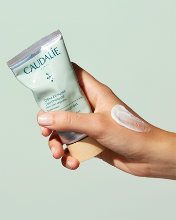Caudalie Cleaners & Toners hloubkově čisticí peeling pro všechny typy pleti