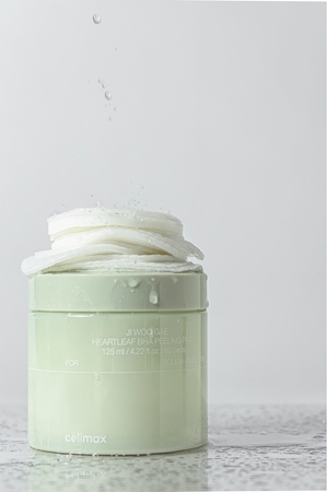 celimax Ji Woo Gae Heartleaf BHA Peeling Pad kuorivat laput rauhoittava vaikutus