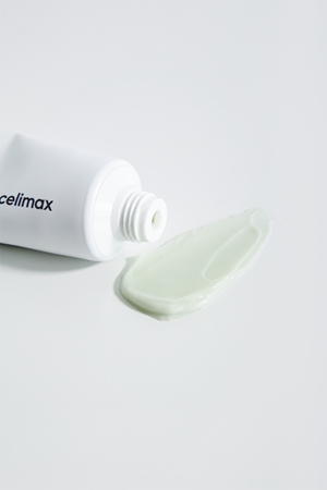 celimax The Real Noni crema nutriente lenitiva per pelli sensibili con tendenza agli arrossamenti