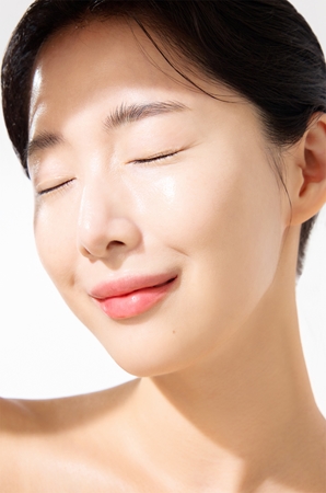 celimax Pore+Dark Spot Brightening Care Suncream crème solaire éclat SPF 50+