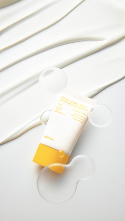 celimax Pore+Dark Spot Brightening Care Suncream Uppljusande kräm för solning SPF 50+